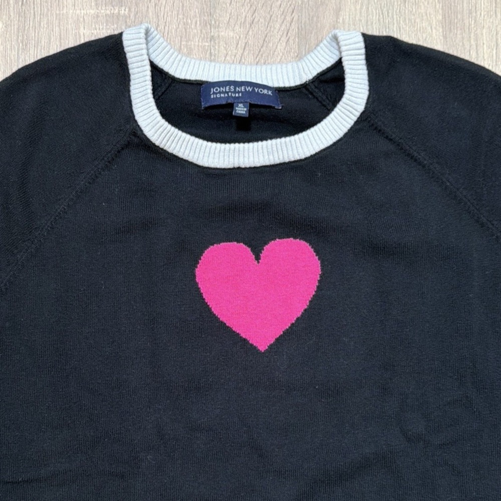 Jones New York Women's Black Sweater Pink Heart Long-Sleeve Crewneck Size XL - Picture 3 of 8